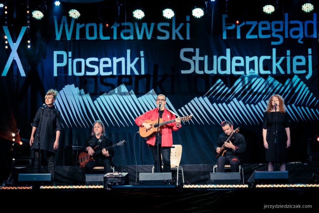 Czerwony Tulipan, fot. Jerzy Dziedziczak