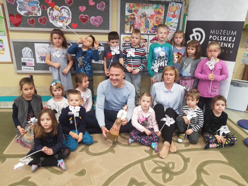 I Krajowy Festiwal Piosenki Przedszkolnej "Mini-Debiuty"