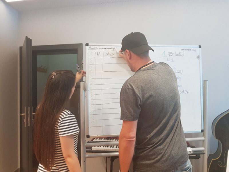 MŁODY REALIZATOR DŹWIĘKU - warsztaty w Edukacyjnym Studio Nagrań