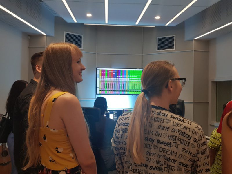 MŁODY REALIZATOR DŹWIĘKU - warsztaty w Edukacyjnym Studio Nagrań