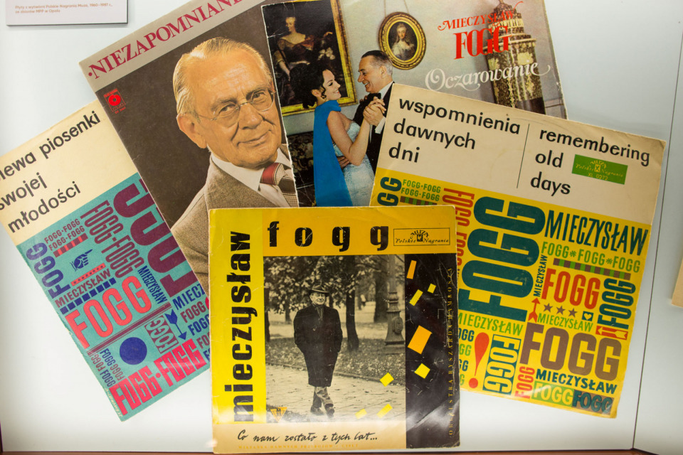 Zapraszamy na wystawę czasową pt. Mieczysław Fogg. Pieśniarz Polaków"