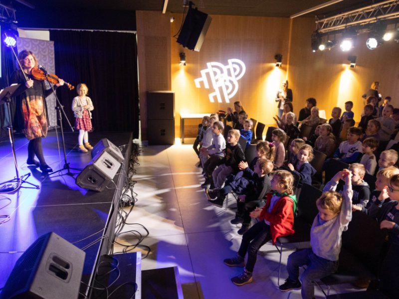 Maria Ołdak w Małej Akademii Instrumentów, fot. S. Mielnik