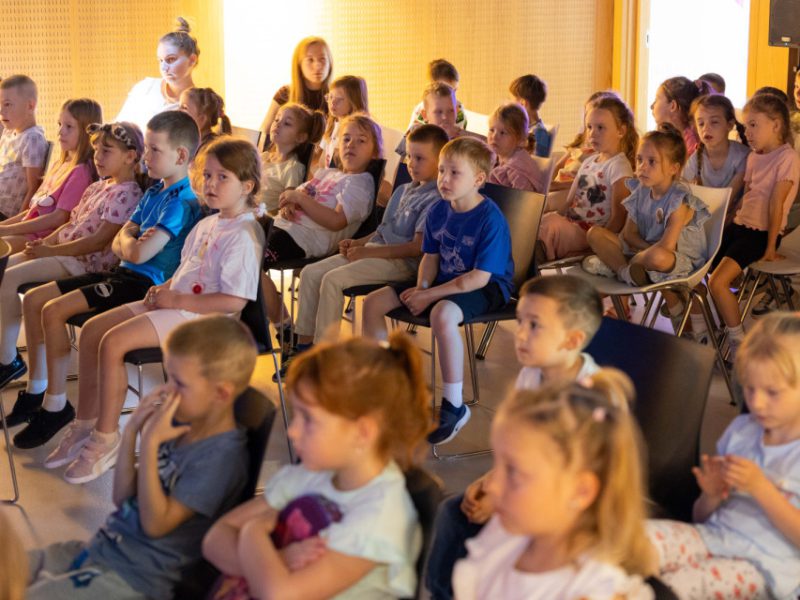 Mała Akademia Instrumentów z Karoliną Stelmachowską, fot. S. Mielnik